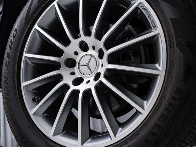 GクラスG350d AMGライン 4WD