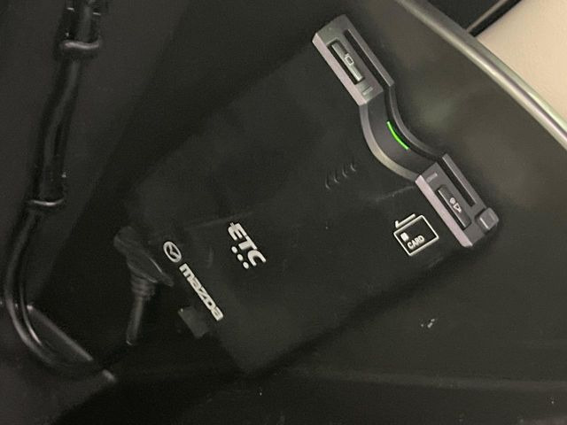 【ETC】高速道路の料金所をストレスなく通過!話題のスポットやサービスエリアに多い「スマートIC」利用時は必須のアイテムです。当店でセットアップを実施、ご納車当日からすぐにご利用いただけます!