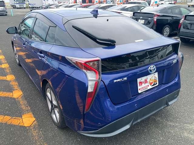 当店では軽自動車から普通車まで幅広くオールメーカーの車種・色・グレードを豊富に揃えております。