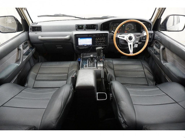 ランドクルーザー804.2 VXリミテッド EGR装着車 ディーゼル 4WD