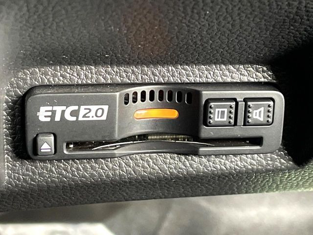 【ETC】高速道路の料金所をストレスなく通過!話題のスポットやサービスエリアに多い「スマートIC」利用時は必須のアイテムです。当店でセットアップを実施、ご納車当日からすぐにご利用いただけます!
