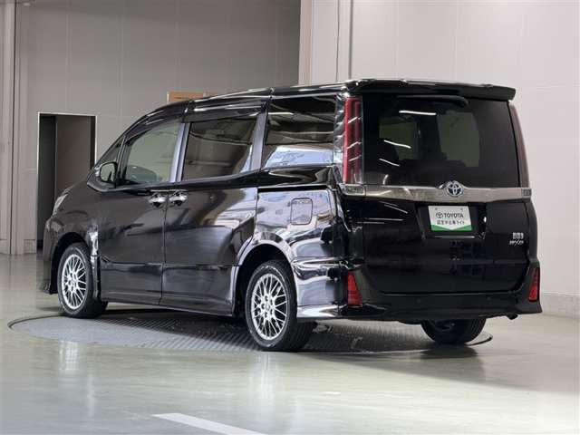 ノア1.8 ハイブリッド Si W×B II