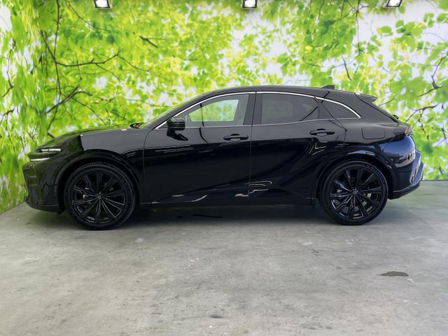 クラウンスポーツ2.5 Z E-Four 4WD