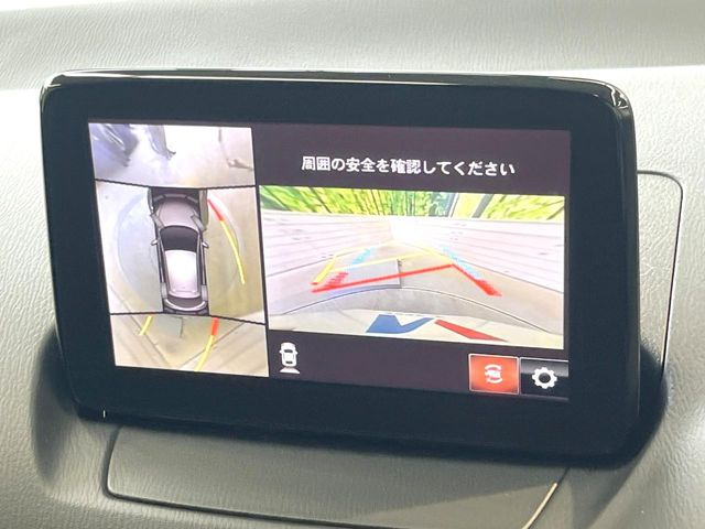 �y360&deg;�r���[���j�^�[�z��p�̃J�����ɂ��A�ォ�猩���낵���悤�Ȏ��_��360�x�N���}�̎��͂��m�F���邱�Ƃ��ł��܂������p�������m�F���₷���A�����ꏊ�ł̐؂�Ԃ��⒓�Ԃ��X���[�Y�ɍs���܂��B