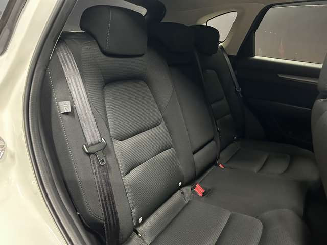 車内もキレイで嫌な臭いもありません☆車内の臭い、汚れが気になる方は内装のスチームクリーナーも施工可能です♪