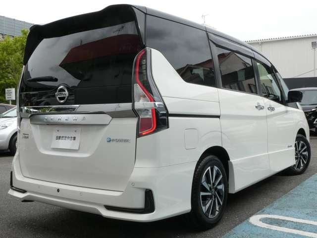 セレナ1.2 e-POWER ハイウェイスターV