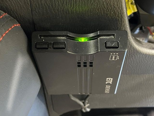 【ETC】高速道路の料金所をストレスなく通過!話題のスポットやサービスエリアに多い「スマートIC」利用時は必須のアイテムです。当店でセットアップを実施、ご納車当日からすぐにご利用いただけます!