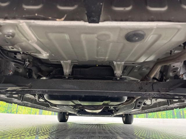 下回りがきれいなうちに、防錆加工の施工がオススメ。降雪地域はもちろん、沿岸部にお住いの方や、趣味でマリン・ウィンタースポーツをされる方にご好評いただいております。