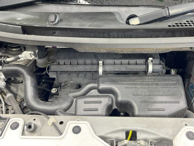 親切・丁寧な専門メカニックスタッフが応対!・車検・点検整備・事故等の修理などアフターサービスも安心。お車のカスタマイズもネクステージのサービススタッフまでご相談ください!