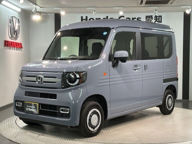 N-VANファン ターボ 4WD