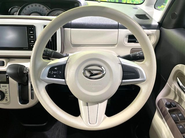 【ステアリングスイッチ】運転中、前方から目線をそらすことなく、オーディオ等の操作が可能な便利機能!安心&快適なドライブを演出してくれます♪