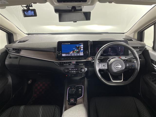 ノートオーラ1.2 G レザーエディション