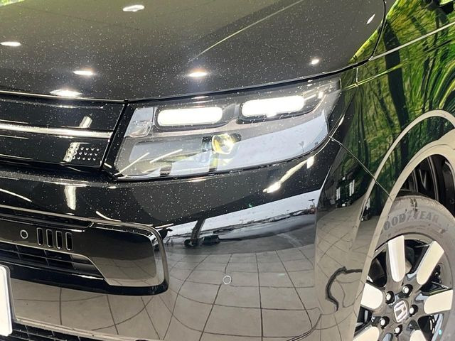 �yLED�w�b�h���C�g�z���V����ԑ��s�����ǍD�Ȏ��E���m�ۂ����S���ĉ^�]�ł��鍂�P�xLED�w�b�h���C�g�𑕔�!�_�����x�������A����d�͂��}�����Ă��܂��B