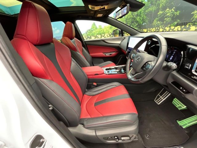 �y��p�X�|�[�c�V�[�g�z�z�[���h���ɗD��A�J�[�u���̑̂������}�����Ă���܂��B�܂��A�̂Ƀt�B�b�g���邩�獘��w�������ɂ����A�����O�h���C�u�⍂�����s�ł����K�ɂ��߂������������܂���