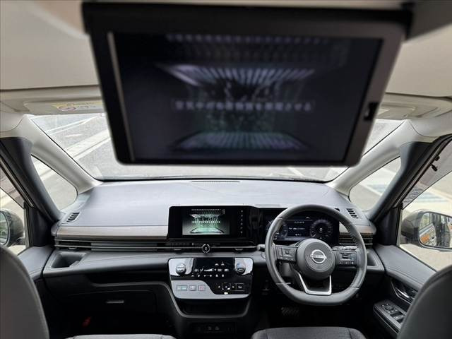 セレナ1.4 e-POWER ハイウェイスターV