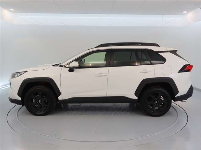 RAV42.0 アドベンチャー オフロードパッケージ 4WD