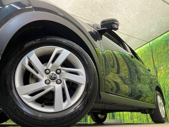 �y����16�C���`�A���~�z�C�[���z�O�ςɃ}�b�`���������A���~�z�C�[���𑕒����Ă���܂��B�e��ЊO�A���~�z�C�[����A�X�^�b�h���X�^�C�����戵�����Ă���܂��B���񂲑��k����������