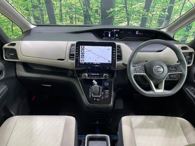 セレナ1.2 e-POWER ハイウェイスターV
