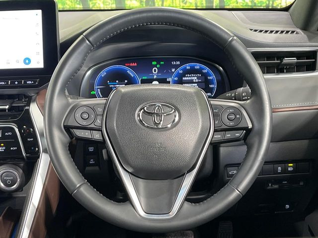 【ステアリングスイッチ】運転中、前方から目線をそらすことなく、オーディオ等の操作が可能な便利機能!安心&快適なドライブを演出してくれます♪