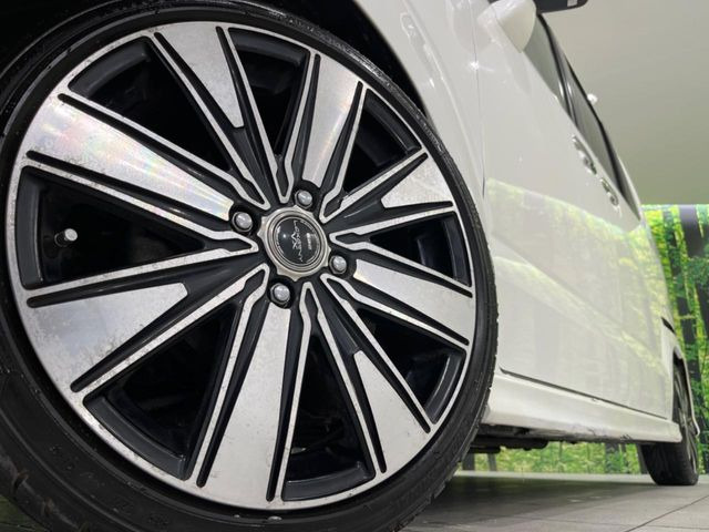 �y16�C���`�A���~�z�C�[���z�O�ςɃ}�b�`�����A���~�z�C�[���𑕒����Ă���܂��B�e��A���~�z�C�[����A�X�^�b�h���X�^�C�����戵�����Ă���܂��B���񂲑��k����������