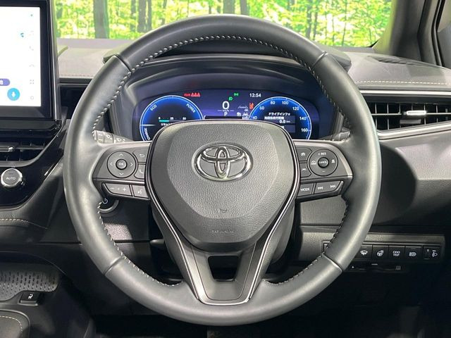 【ステアリングスイッチ】運転中、前方から目線をそらすことなく、オーディオ等の操作が可能な便利機能!安心&快適なドライブを演出してくれます♪