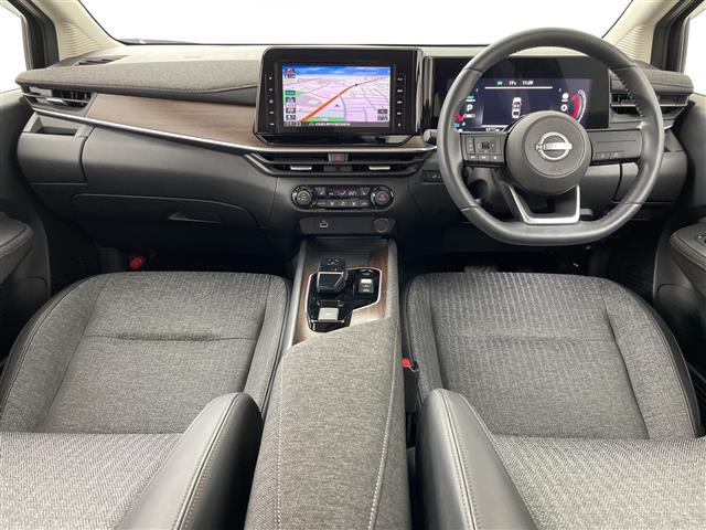 ノートオーラ1.2 G FOUR 4WD