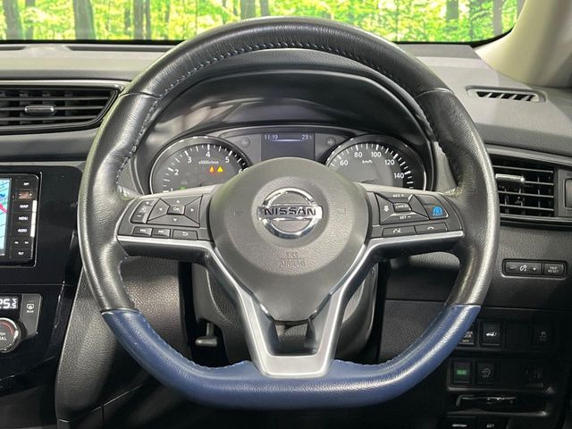 【ステアリングスイッチ】運転中、前方から目線をそらすことなく、オーディオ等の操作が可能な便利機能!安心&快適なドライブを演出してくれます♪
