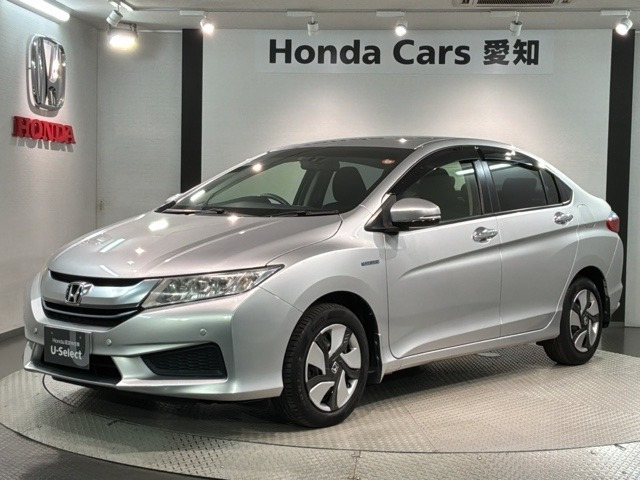 グレイス1.5 ハイブリッド LX