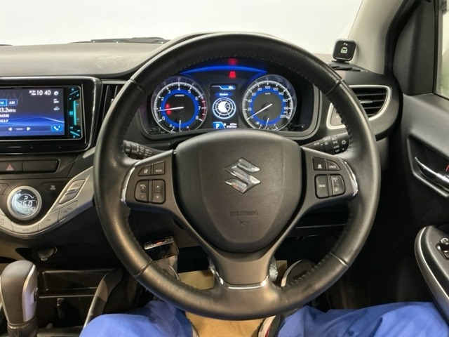 バレーノ1.2 XS
