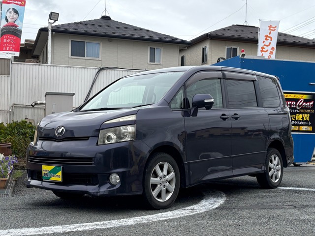 ヴォクシー2.0 ZS 4WD