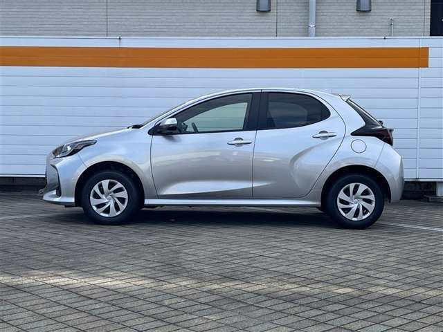 ヤリス1.5 X 4WD