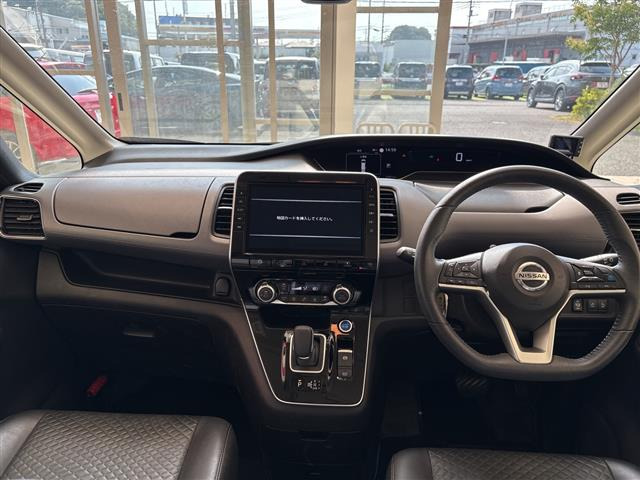 セレナ1.2 e-POWER ハイウェイスター