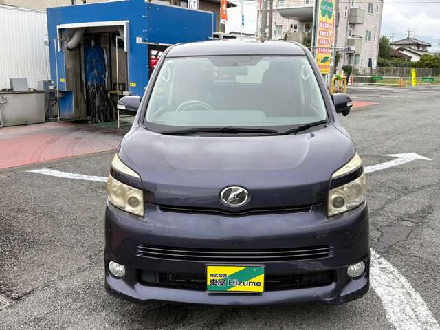 ヴォクシー2.0 ZS 4WD