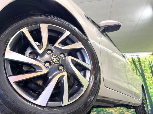 �y����16�C���`�A���~�z�C�[���z�O�ςɃ}�b�`���������A���~�z�C�[���𑕒����Ă���܂��B�e��ЊO�A���~�z�C�[����A�X�^�b�h���X�^�C�����戵�����Ă���܂��B���񂲑��k����������