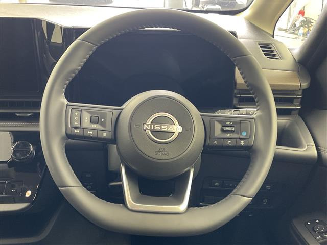 セレナ1.4 e-POWER ハイウェイスターV