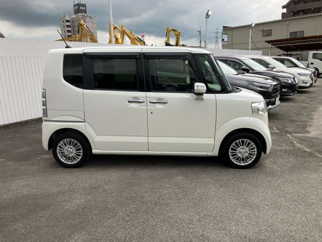 N-BOXカスタムG Lパッケージ 4WD