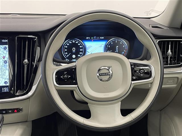 V60T5 インスクリプション