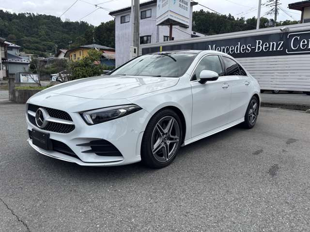AクラスセダンA250 4マチック AMGライン 4WD