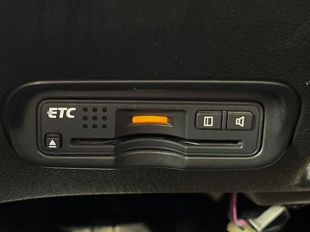 【ETC】高速道路の料金所をストレスなく通過!話題のスポットやサービスエリアに多い「スマートIC」利用時は必須のアイテムです。当店でセットアップを実施、ご納車当日からすぐにご利用いただけます!