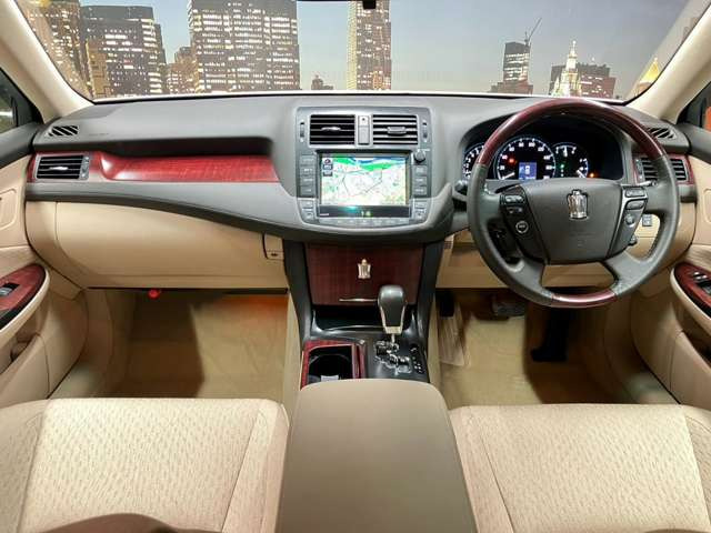 ���{�����s�ɃZ�_���ESUV�𒆐S�Ɂw���l�ł����i�x�œW�����Ă���ǎ����ÎԐ��X�ł��B���̗��C�����Ȃ��̎ԗ�����Ŏ�舵��!�B�֐��n��ōł������ȉ��i���ŗǎ��Ԃ����񋟂ł���悤�w�߂Ă���܂��B