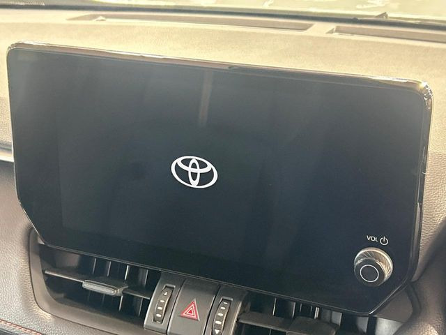 �y10.5�C���` �f�B�X�v���C�I�[�f�B�I�z���ʂ̃f�B�X�v���C��AppleCarPlay��AndroidAuto�����p�\�B�傫�ȉ�ʂŃX�}�z�i�r�A�v���������p���������܂���