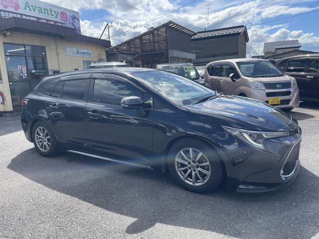 カローラツーリング1.8 ハイブリッド W×B E-Four 4WD