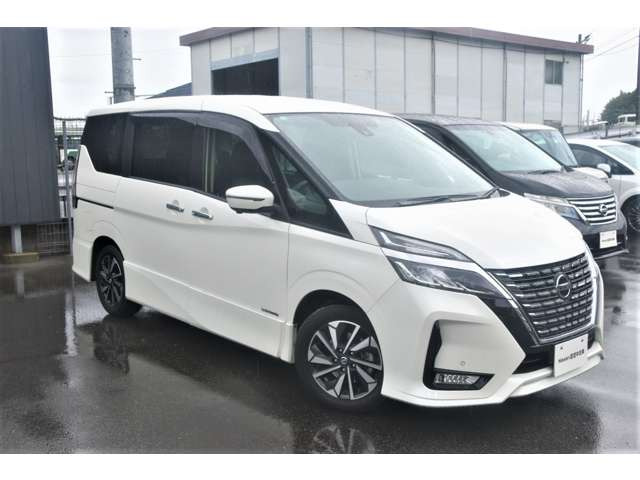 セレナ2.0 ハイウェイスターV