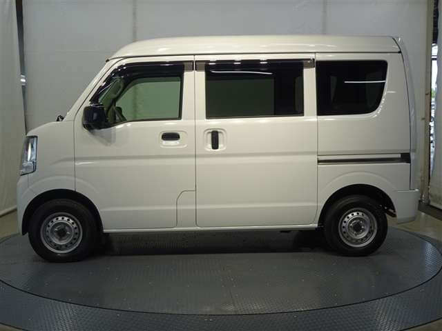 NV100クリッパーDX ハイルーフ 5AGS車 4WD