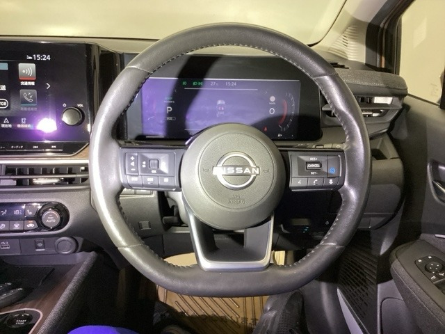 ノートオーラ1.2 G レザーエディション