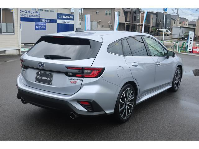 レヴォーグ1.8 STI スポーツ 4WD