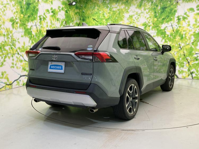 RAV42.0 アドベンチャー 4WD