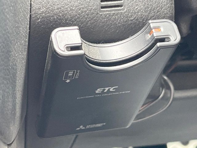 【ETC】高速道路の料金所をストレスなく通過!話題のスポットやサービスエリアに多い「スマートIC」利用時は必須のアイテムです。当店でセットアップを実施、ご納車当日からすぐにご利用いただけます!