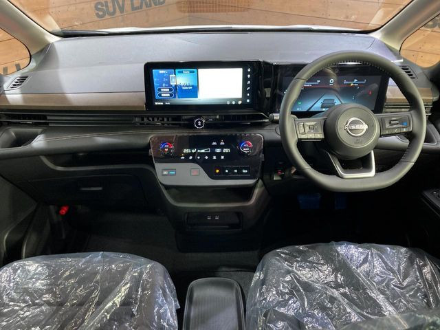セレナ1.4 e-POWER ハイウェイスターV