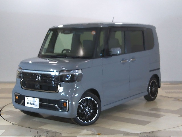 N-BOXカスタムターボ コーディネートスタイル モノトーン